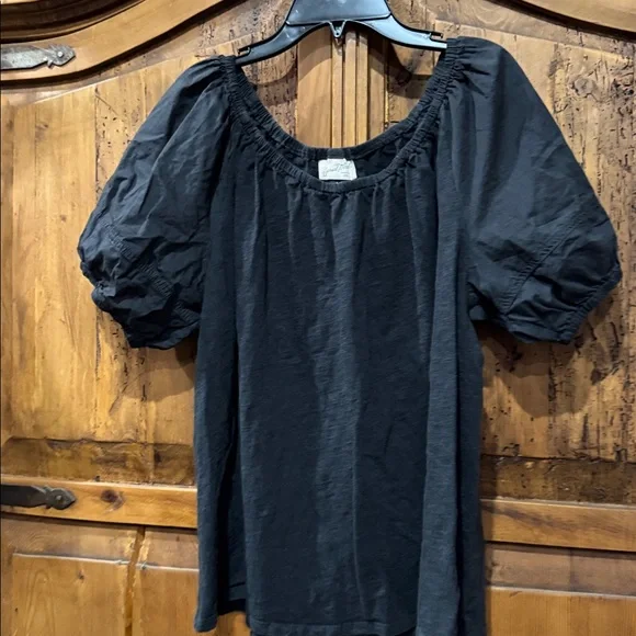 Universal Thread Elegant Black Puff Sleeve Top - Picture 1 of 6